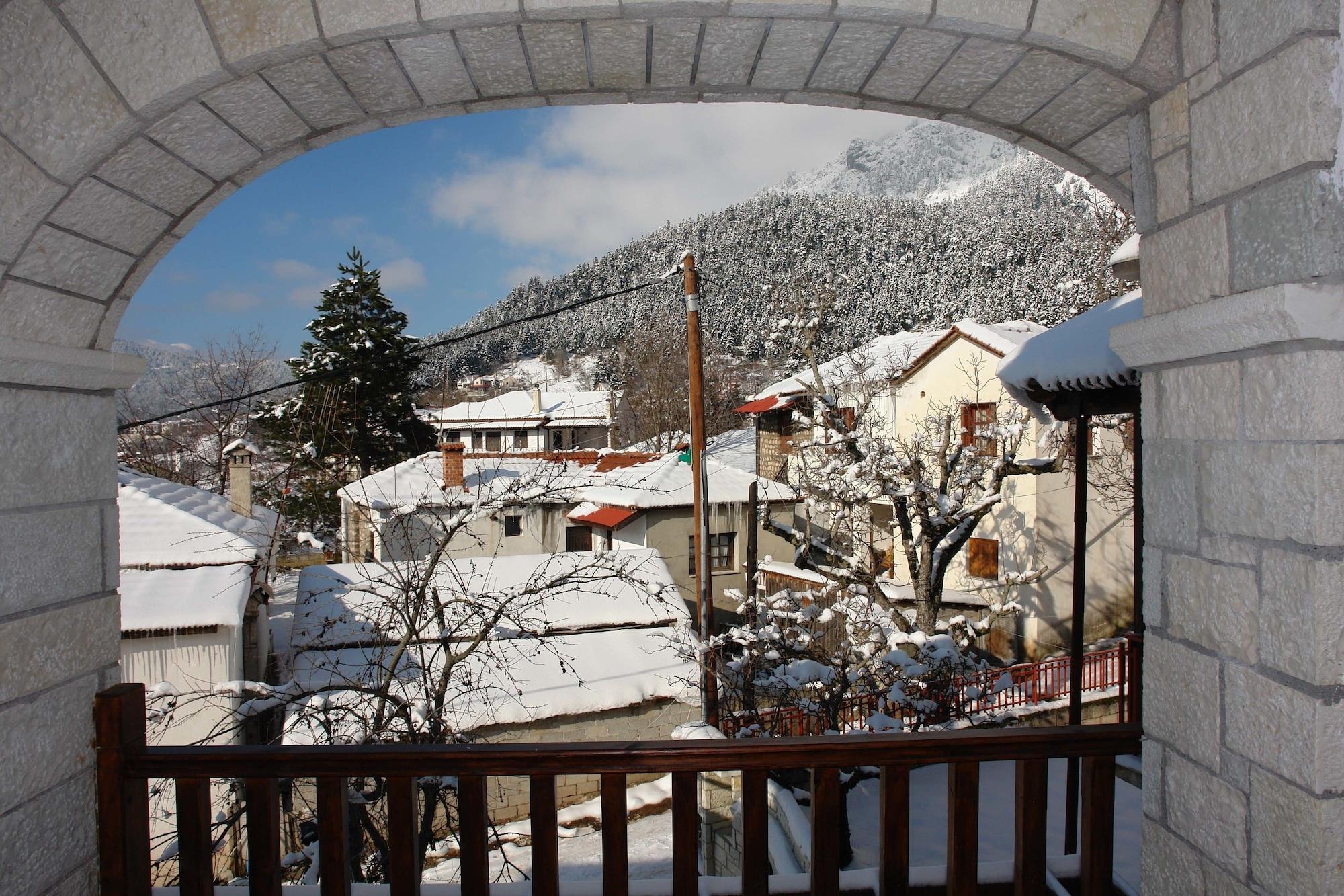 Mikri Arktos Hotel Elati  Exterior photo